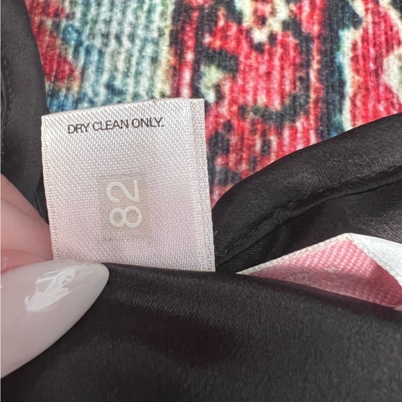 VINTAGE VICTORIA’S SECRET 100% Black Silk Asian Motif Kimono Jacket OSFM - Picture 11 of 13